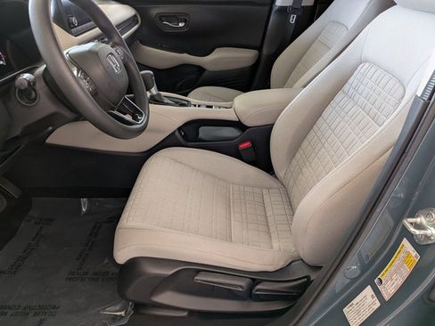 Used 2023 Honda HR-V LX image 15