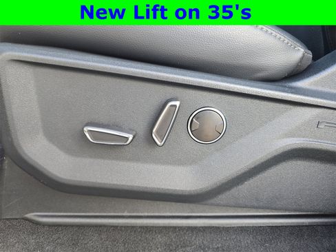 Used 2025 Ford F150 Lariat w/ Equipment Group 502A High image 16