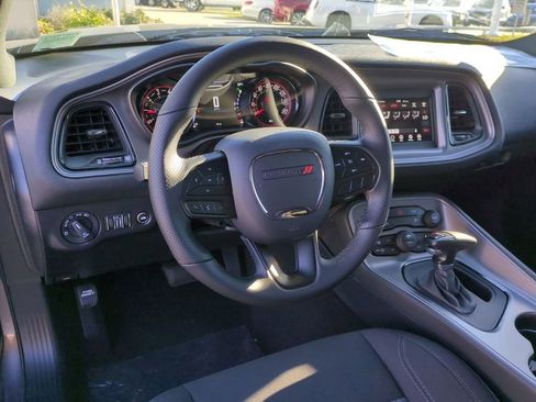 Used 2023 Dodge Challenger SXT w/ Blacktop Package image 27