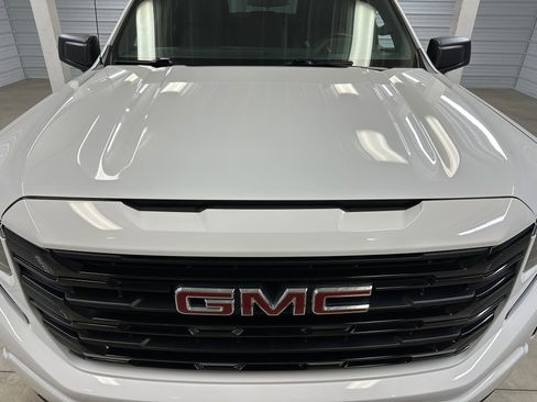 Certified 2023 GMC Sierra 1500 Elevation image 39