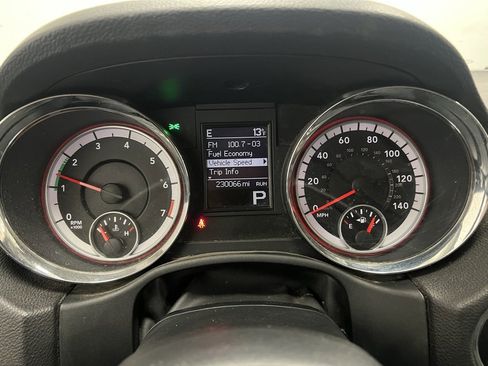 Used 2013 Dodge Durango Crew image 23