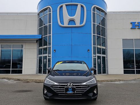 Used 2020 Hyundai Elantra SE w/ Cargo Package (C1) image 2