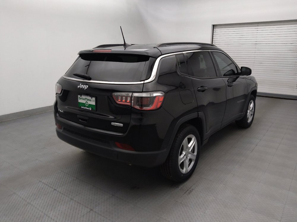 Used 2023 Jeep Compass Latitude w/ Convenience Group AWD/4WD image 9