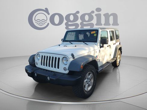 Used 2017 Jeep Wrangler Unlimited Sport w/ Quick Order Package 24S AWD/4WD image 2