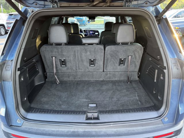 Used 2025 Chevrolet Traverse LT AWD/4WD image 20