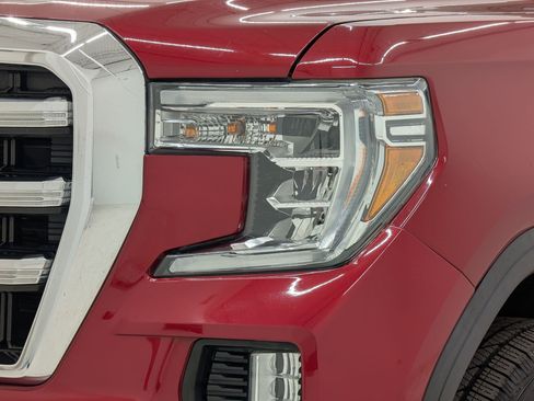Used 2019 GMC Sierra 1500 SLE w/ SLE Value Package image 11