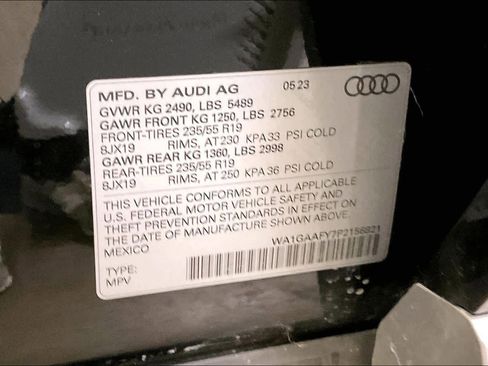 Used 2023 Audi Q5 2.0T Premium w/ Convenience Package image 31