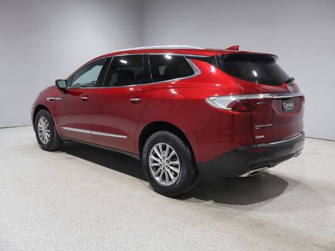 Used 2024 Buick Enclave Premium AWD/4WD image 4