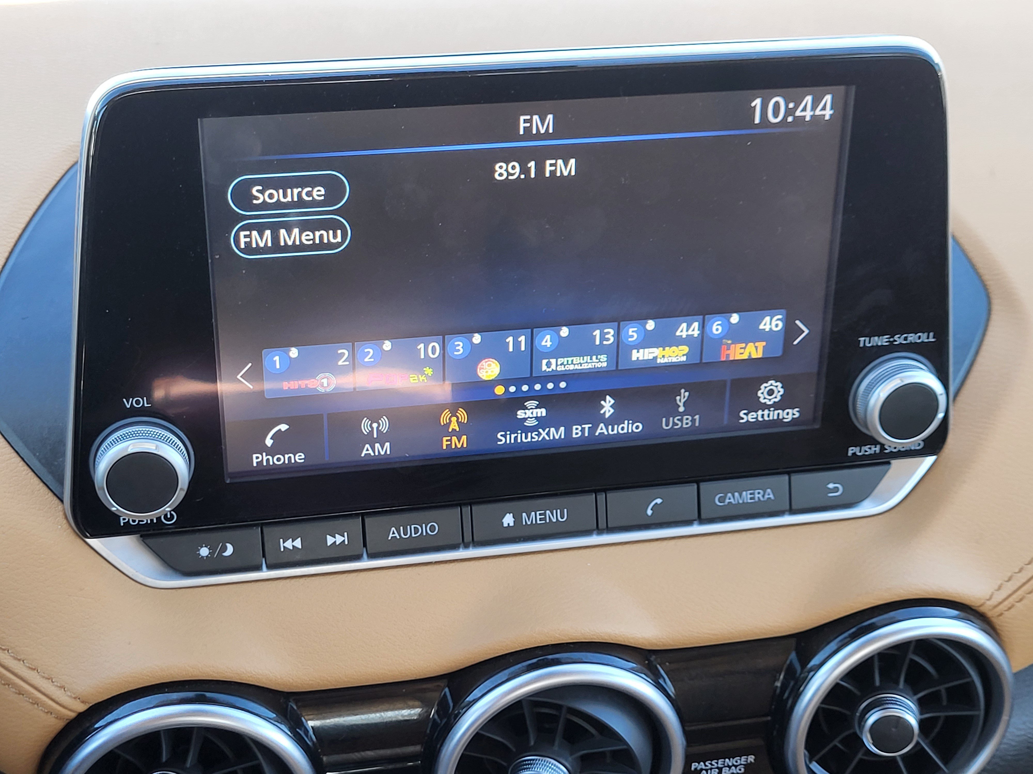 Certified 2025 Nissan Sentra SV w/ SV Premium Package FWD image 18