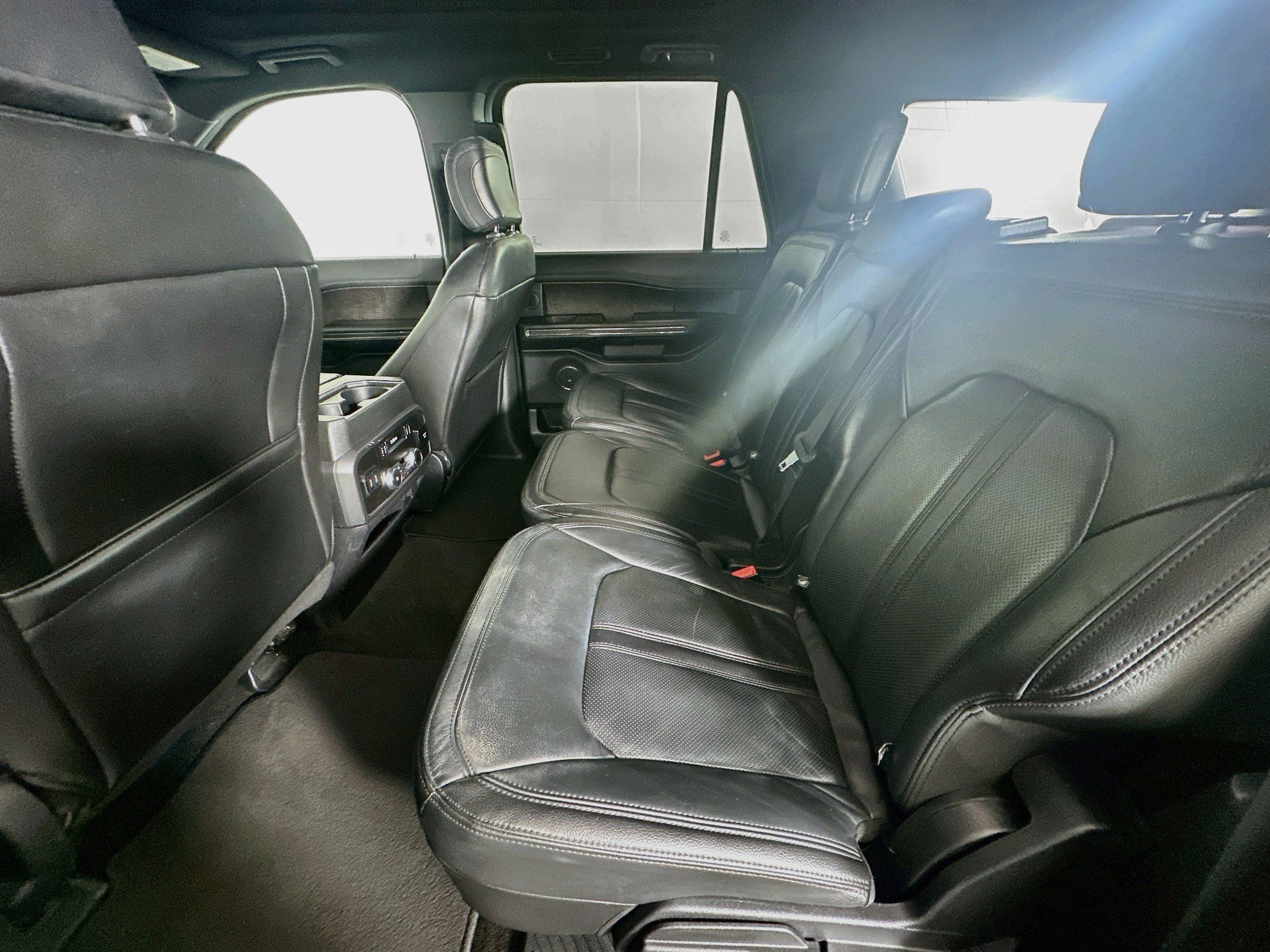 Used 2020 Ford Expedition Max Limited AWD/4WD image 28