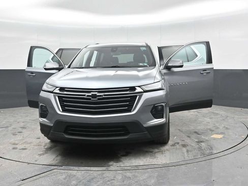 Used 2023 Chevrolet Traverse LT FWD image 52