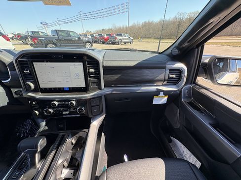 New 2026 Ford F150 Lariat image 23