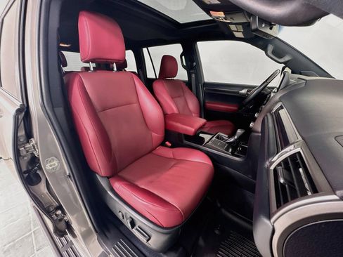 Used 2023 Lexus GX 460 Premium w/ Premium Package AWD/4WD image 26