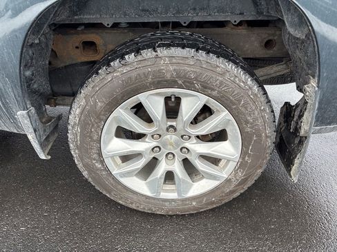 Used 2020 Chevrolet Silverado 1500 Custom w/ Custom Value Package image 15