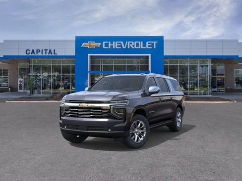 New 2026 Chevrolet Suburban Premier AWD/4WD image 8
