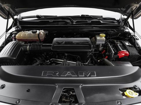 Used 2023 RAM 1500 Big Horn AWD/4WD image 7