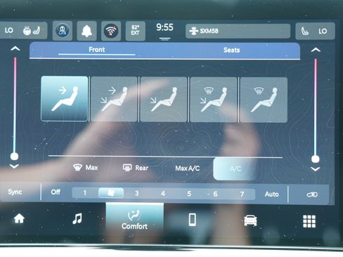 Used 2026 Jeep Compass Limited AWD/4WD image 23
