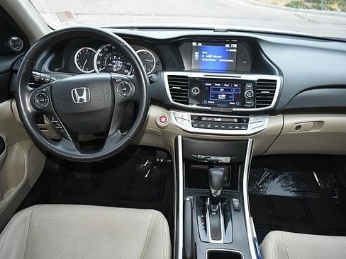 Used 2015 Honda Accord EX-L image 18