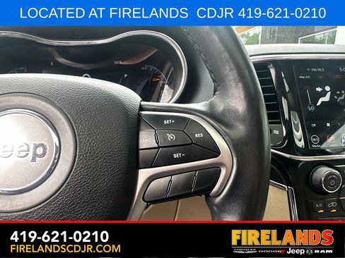 Used 2021 Jeep Grand Cherokee Limited AWD/4WD image 25