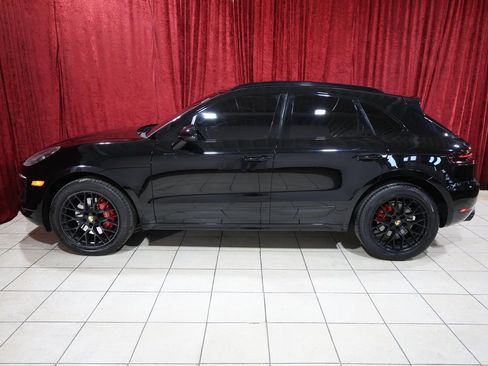 Used 2018 Porsche Macan GTS AWD/4WD image 4