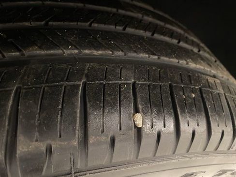 Used 2020 Chevrolet Tahoe Premier w/ Premier 6.2L Value Package image 31