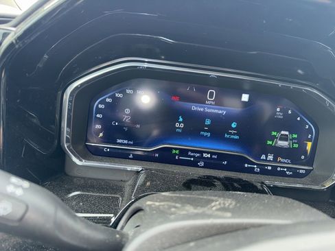 Used 2023 Chevrolet Silverado 1500 LT image 13