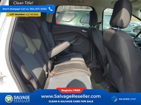 Used 2018 Ford Escape SE FWD image 15