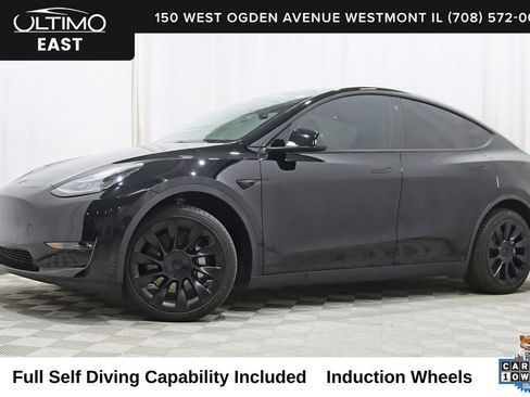 Used 2022 Tesla Model Y Long Range AWD/4WD image 1