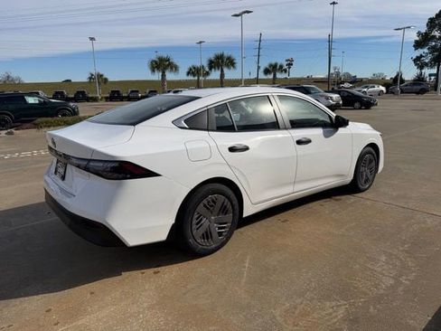 New 2026 Nissan Sentra S image 5