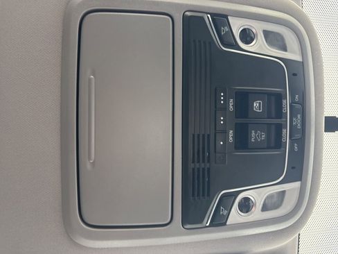 Used 2019 Honda Ridgeline RTL image 23