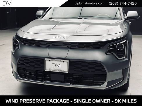 Used 2023 Kia Niro Wind w/ Wind Preserve Package FWD image 12