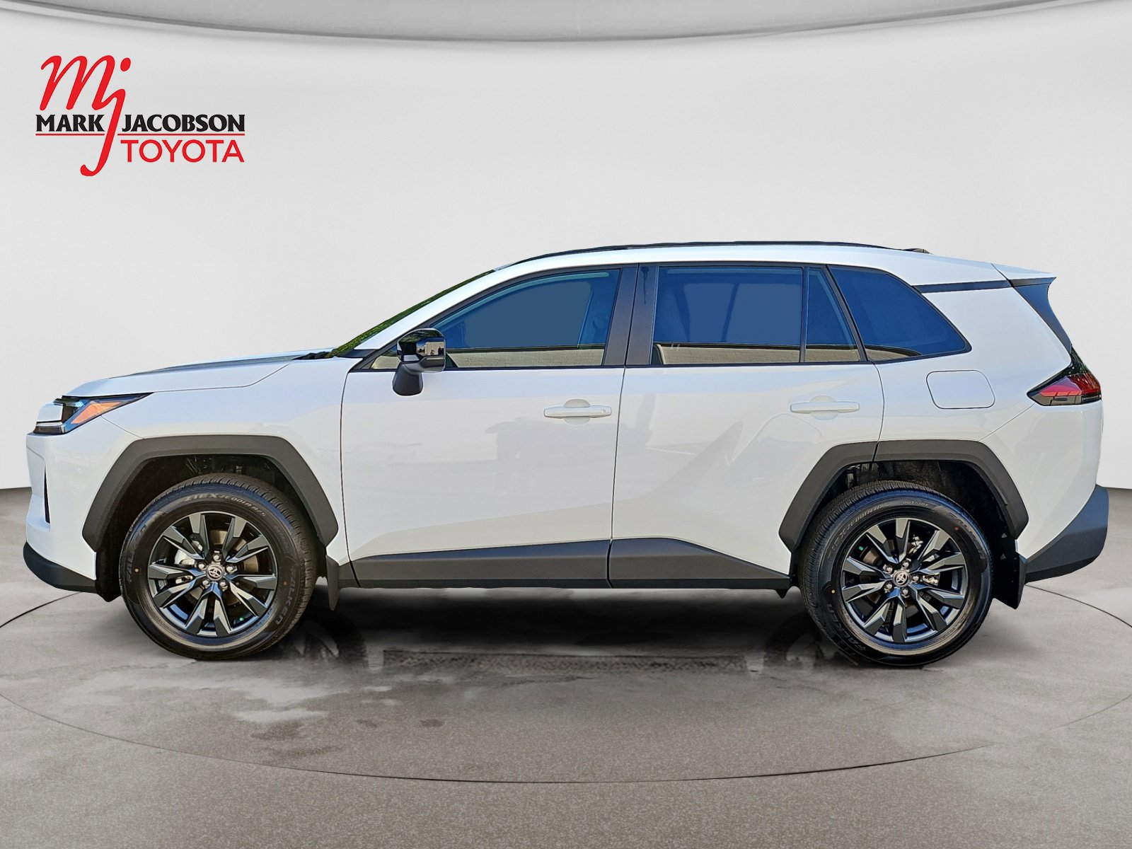 Used 2026 Toyota RAV4 XLE Premium w/ Weather Package FWD image 13
