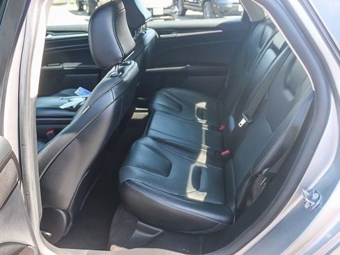 Certified 2020 Ford Fusion Titanium FWD image 21