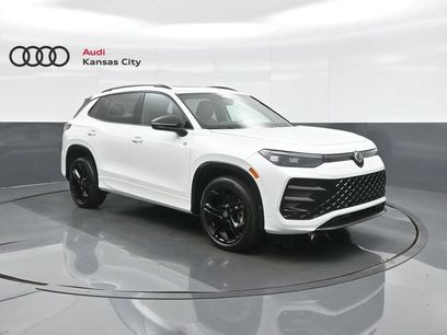 Used 2025 Volkswagen Tiguan SE R-Line