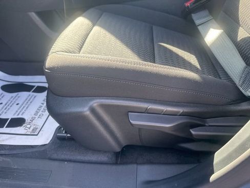 New 2026 Chevrolet Equinox LT w/ Safety and Technology Package image 17