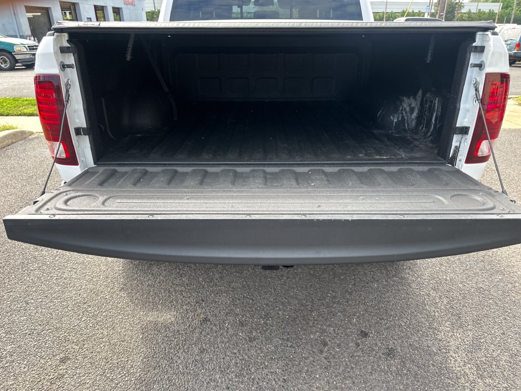 Used 2019 RAM 1500 Warlock AWD/4WD image 16