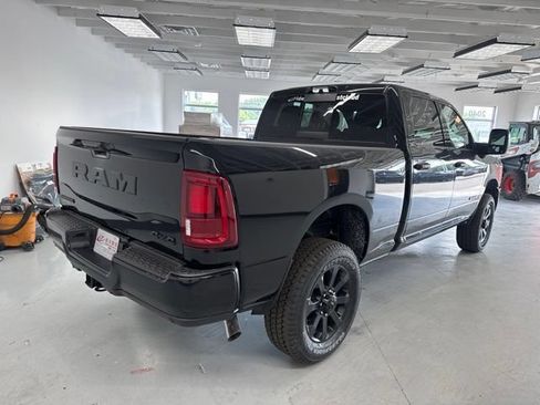 New 2026 RAM 2500 Big Horn AWD/4WD image 11