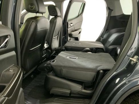 Used 2019 GMC Acadia SLT FWD image 53