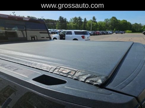 Used 2019 Chevrolet Silverado 1500 High Country w/ Technology Package AWD/4WD image 12