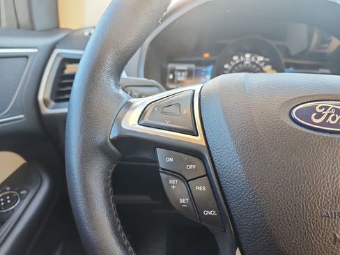 Used 2022 Ford Edge SEL image 22