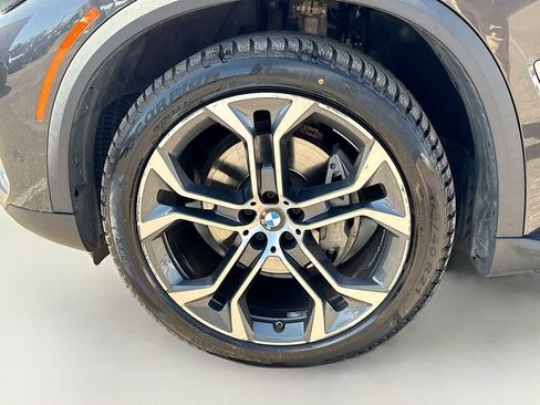 Used 2021 BMW X5 xDrive40i w/ Premium Package image 45