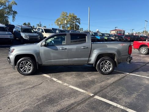Used 2022 Chevrolet Colorado W/T w/ Custom Special Edition image 6