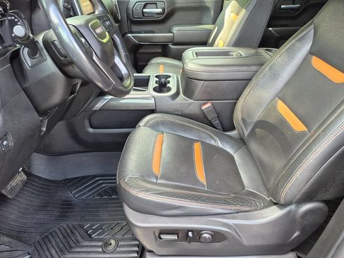 Used 2020 GMC Sierra 1500 AT4 w/ AT4 Preferred Package AWD/4WD image 16