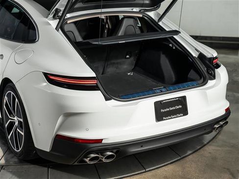 New 2026 Porsche Panamera 4S image 35