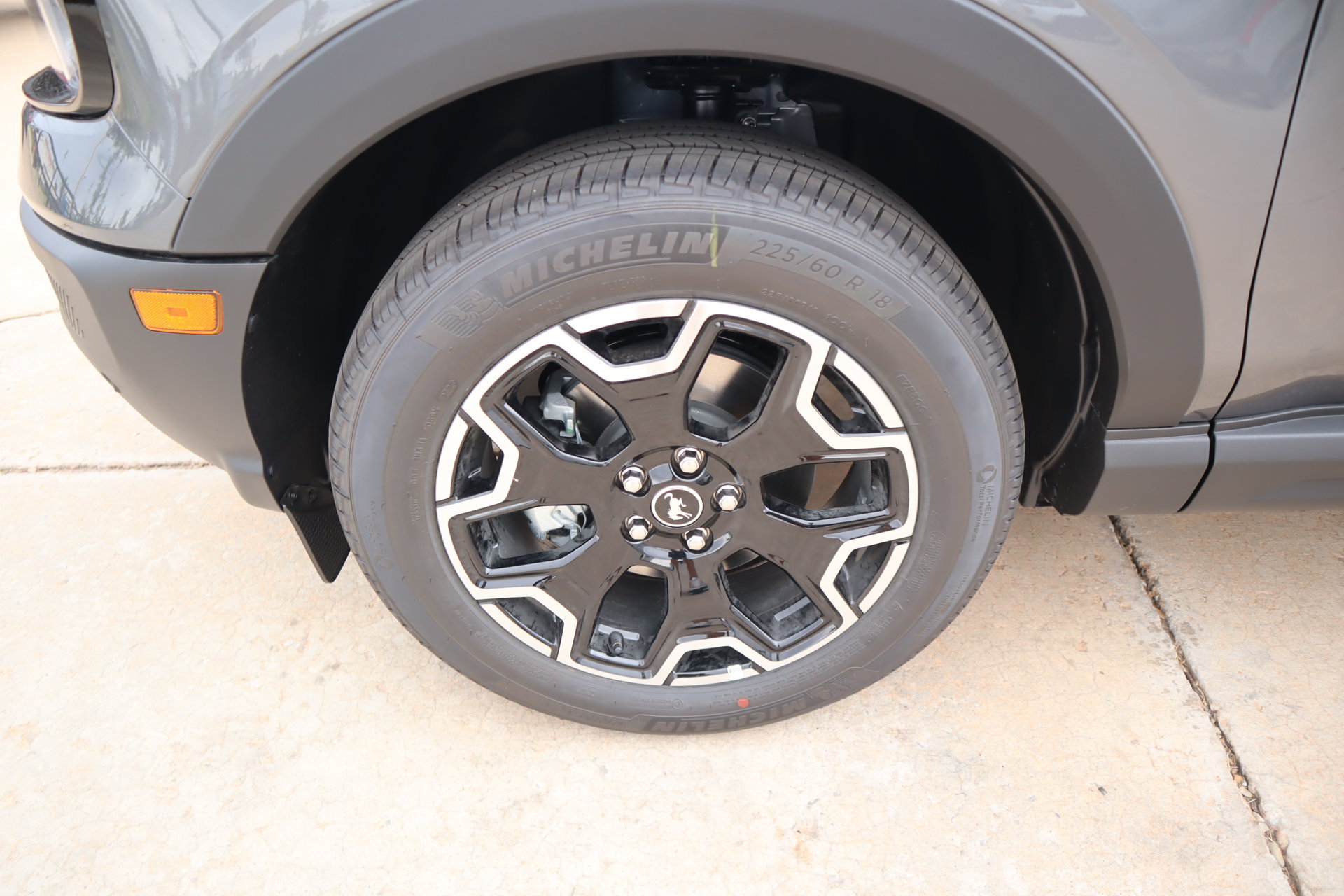 New 2026 Ford Bronco Sport Outer Banks w/ Outer Banks Tech Package+ AWD/4WD image 19