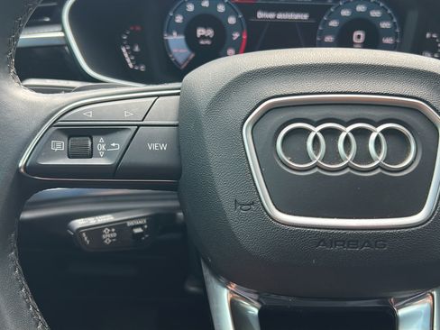 Used 2024 Audi Q3 2.0T Premium Plus w/ Premium Plus Package AWD/4WD image 25