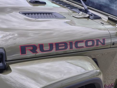 New 2026 Jeep Gladiator Rubicon AWD/4WD image 9