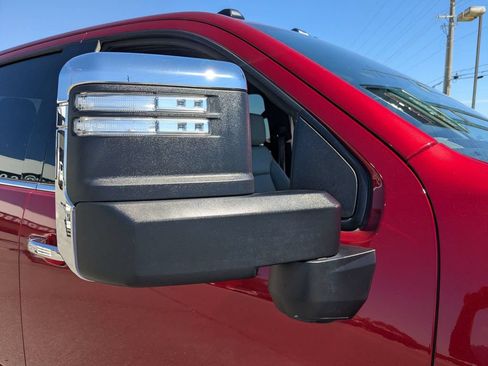 Used 2025 Chevrolet Silverado 2500 LTZ w/ LTZ Premium Package AWD/4WD image 12