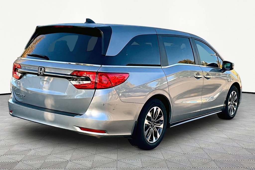 Certified 2024 Honda Odyssey EX-L image 5