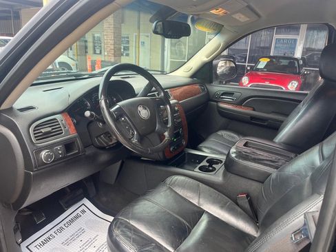 Used 2007 Chevrolet Silverado 1500 LTZ w/ EZ-Lift Tailgate Package image 17